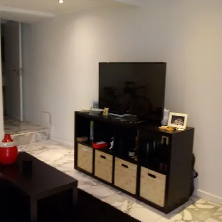 Apartamento/quarto Excelente Proximo Ao Rato * Lisboa