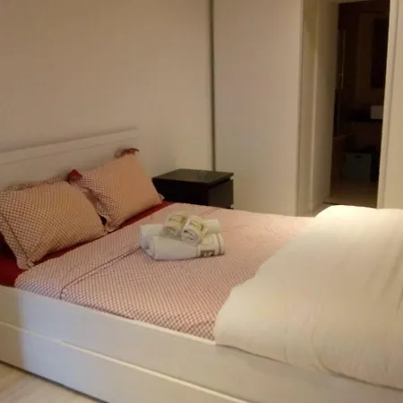 Apartamento/quarto Excelente Proximo Ao Rato * Lisboa