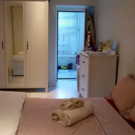 Apartamento/quarto Excelente Proximo Ao Rato Διαμέρισμα *